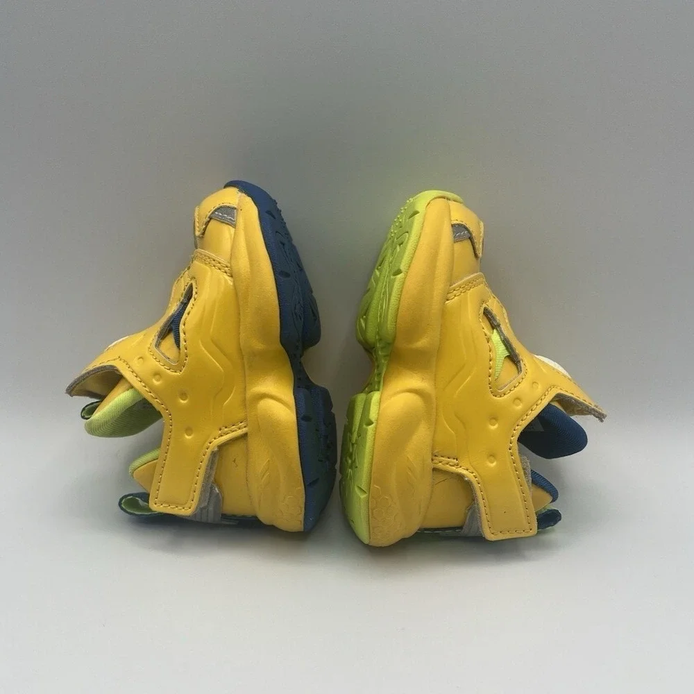 Reebok‎ Instapump Fury x Minions Yellow Slip On Shoes - Baby Toddler Size 2 NEW
